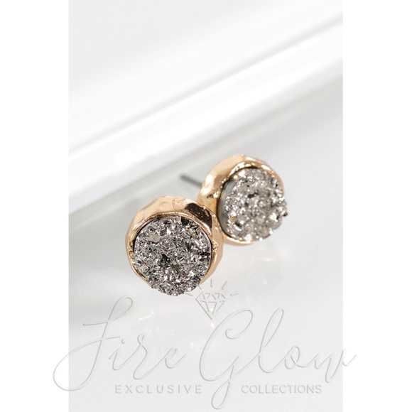 Platinum Tone Druzy Set In Gold Tone Stud Earrings - Picture 3 of 8